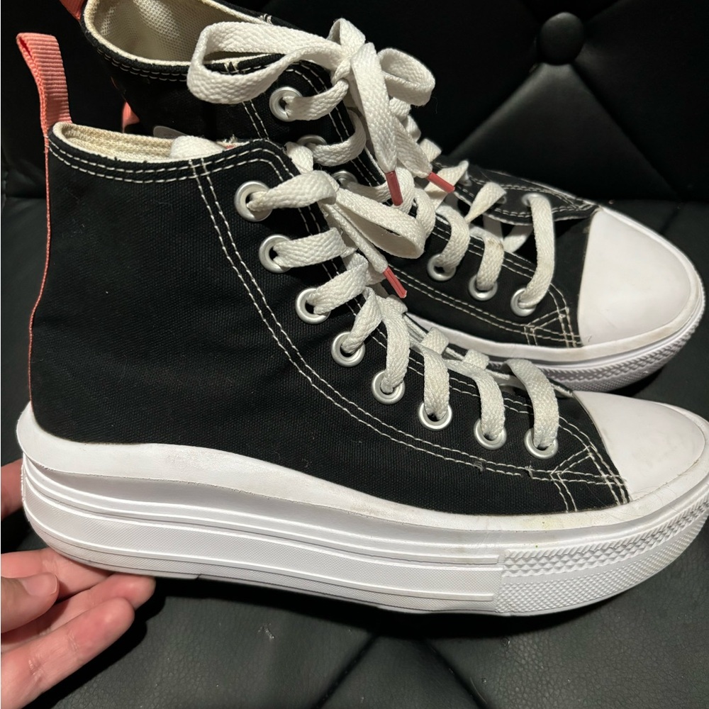 Girl platform converse
